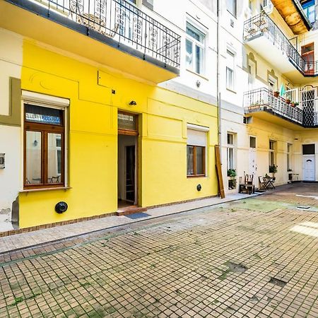 Bpr Cozy Rosie Apartment Boedapest Buitenkant foto